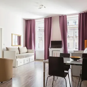 Royal Court Legerova Hotel Praga