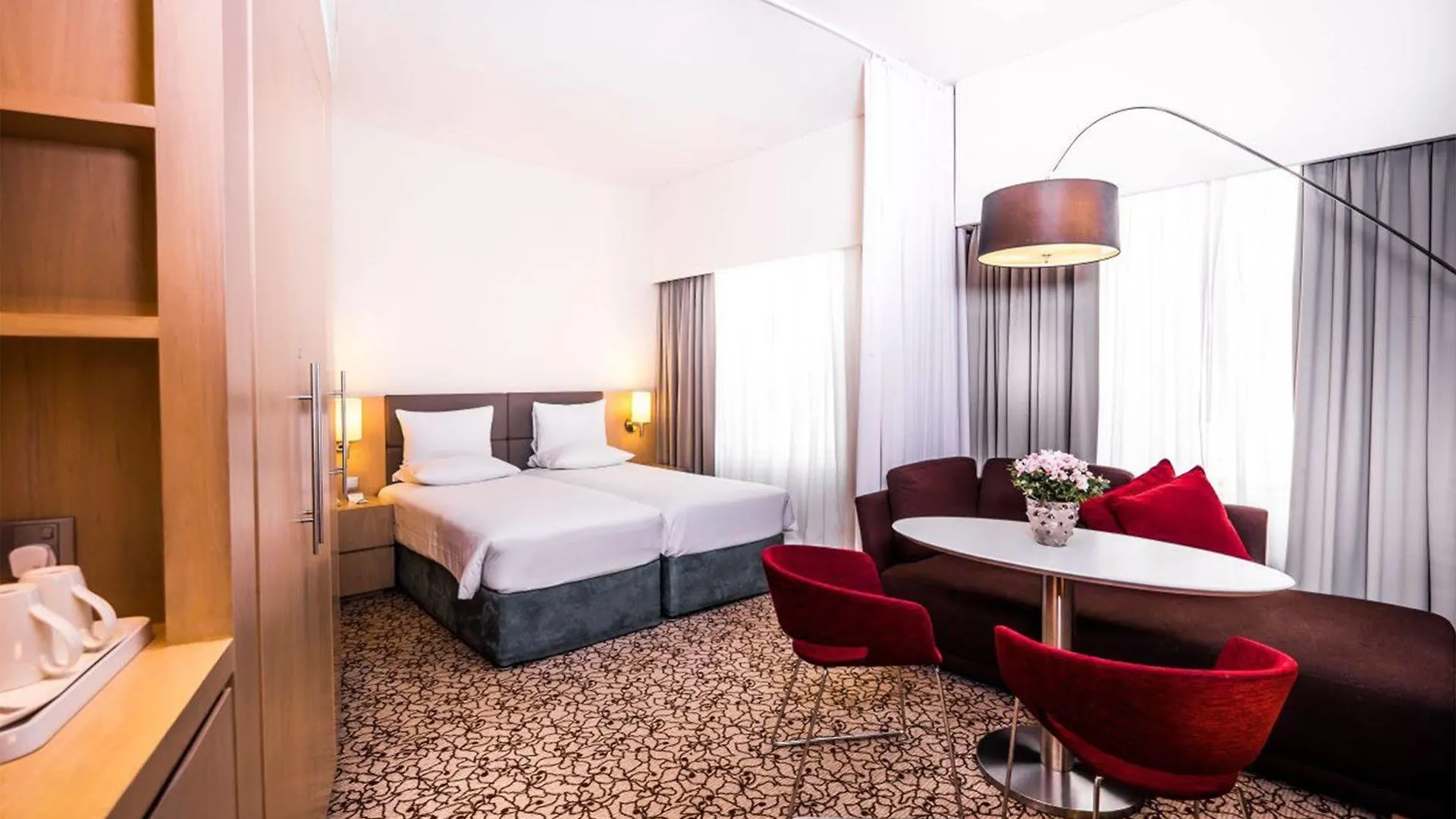 מלון Novotel Suites Mall Avenue דובאי