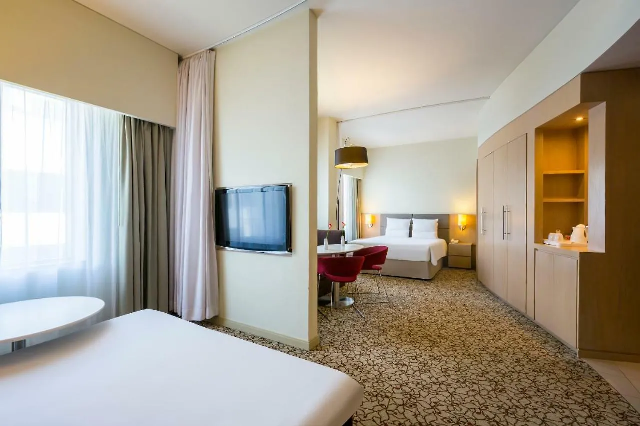 *** Hotel Novotel Suites Mall Avenue Dubai Emirati Arabi Uniti