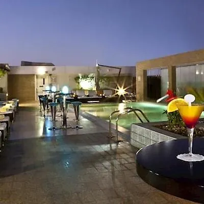 Hotel Novotel Suites Mall Avenue Dubai